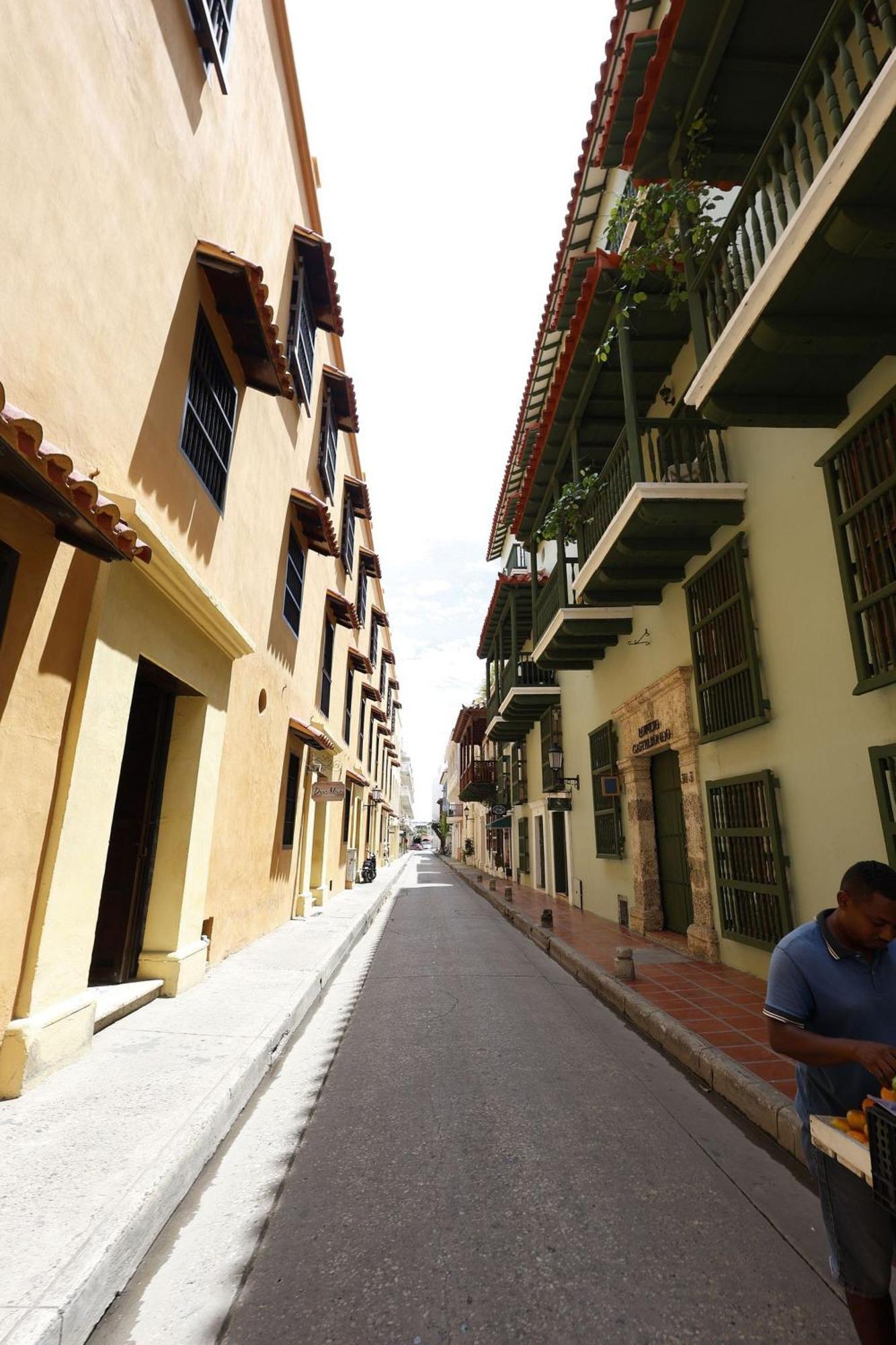 Laurdhomes Historic Center Plaza Santodomingo 3Bth Cartagena Luaran gambar